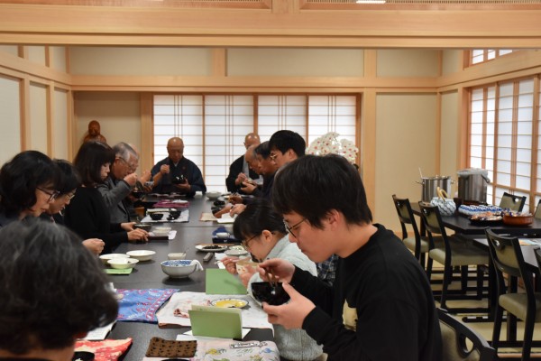 坐禅会とお粥会